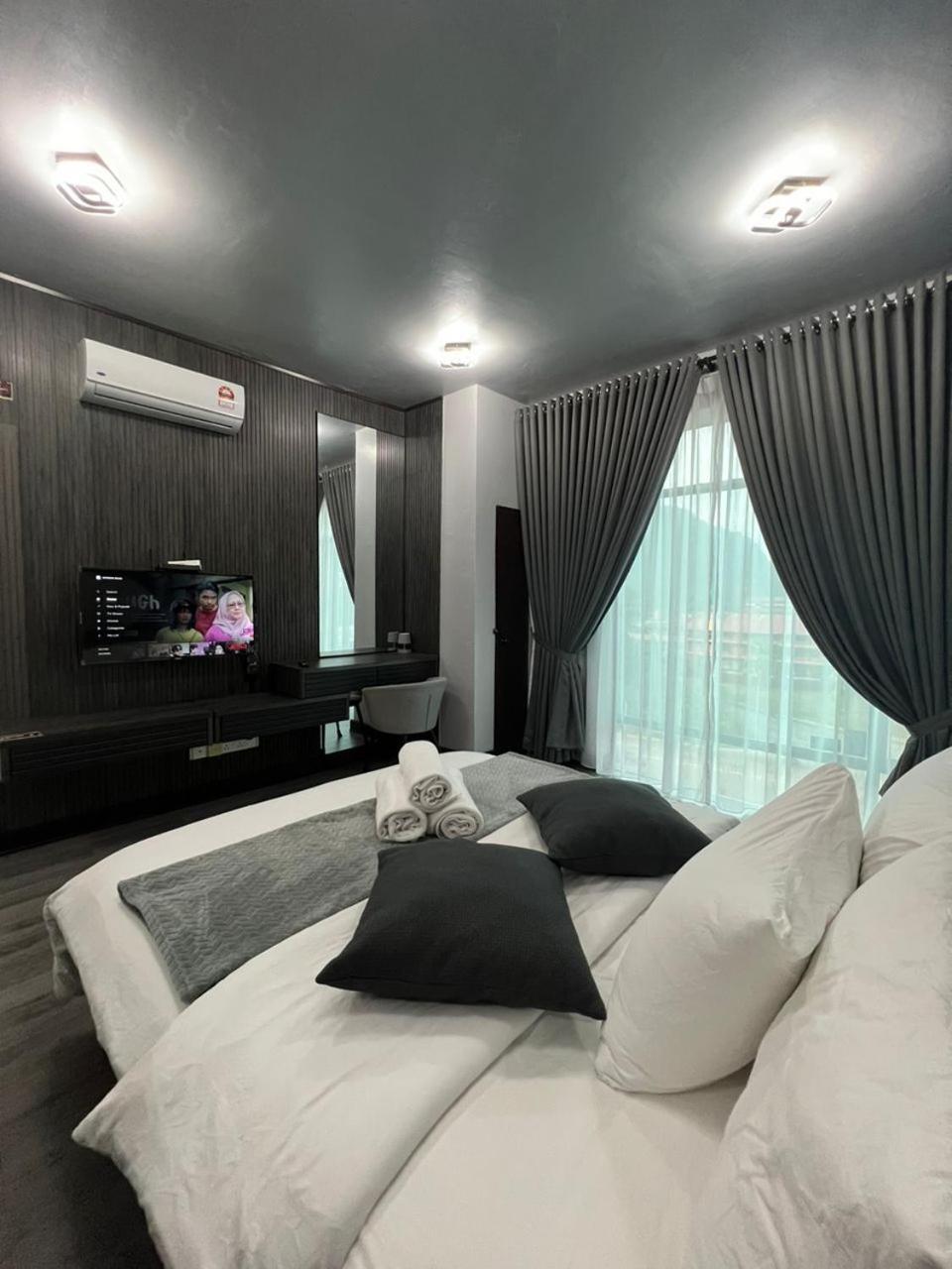 Samsara Studio Apartment At Kompleks Mutiara Gm Gua Musang Kültér fotó