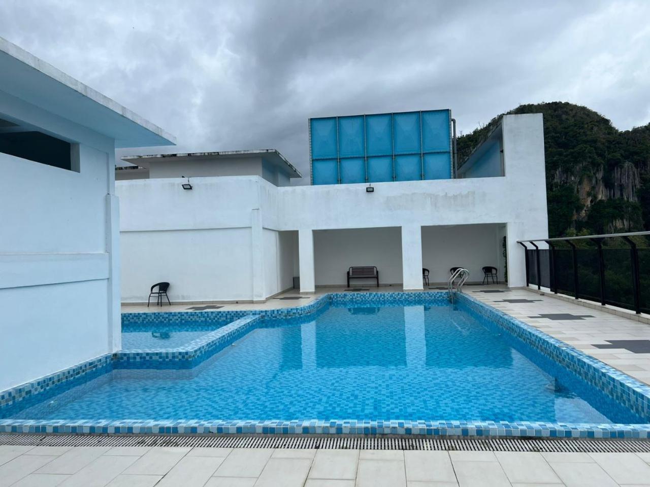 Samsara Studio Apartment At Kompleks Mutiara Gm Gua Musang Kültér fotó